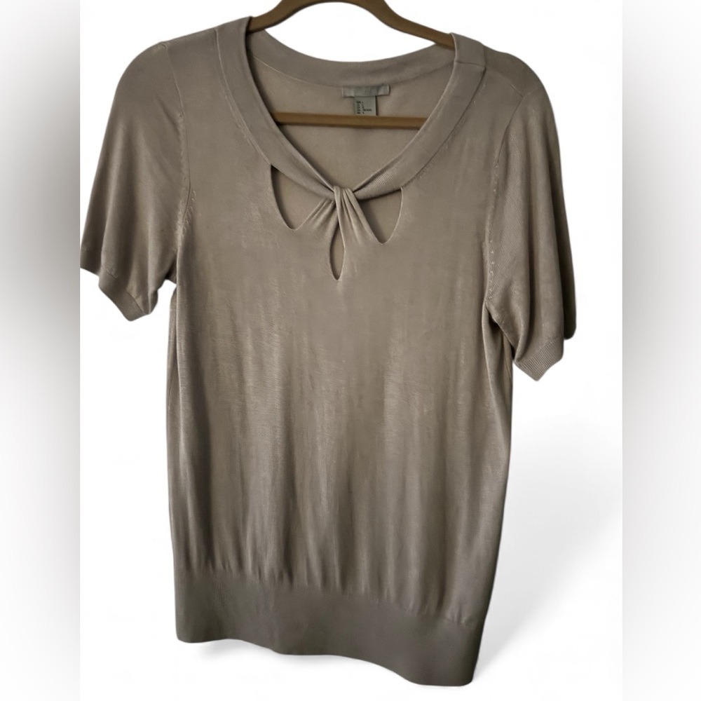 H&M Taupe Short Sleeve Sweater Tee
